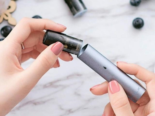 绿萝电子烟好还是悦刻哪个好？网友这样说